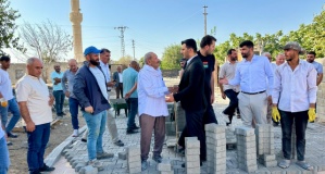 Yarbaşı köyünde parke taşı çalışması