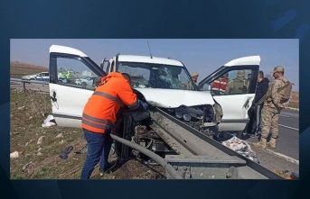 Baba ve oğlu hayatını kaybetti, 3 yaralı