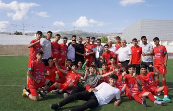 Cizre Dicle U17 şampiyon