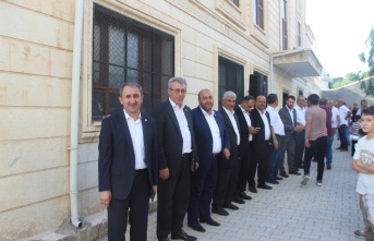 İdil'li Gaziantep Milletvekili Demir 1500 kişilik yemekte İdil'lilerle bir araya geldi