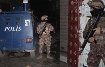Sultangazi, Bayrampaşa'da operasyon 1 kişi tutuklandı 11 gözaltı