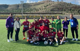 Cizre Kadın Futbol takımı deplasmanda galip geldi