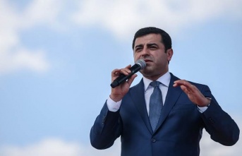 Demirtaş "Ak Parti ile DEM partinin görüşmemesi büyük eksiklik"