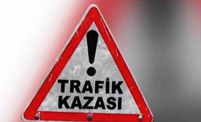 İdil Midyat Karayolunda trafik kazası ilk belirlemelere göre 3 kişinin hayatını kaybettiği çok sayıda yaralı olduğu bildirildi