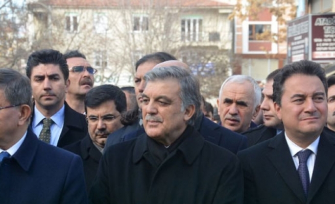 Yeni partide Davutoğlu, Gül, Ali Babacan ve eski bakanlar yer alacak