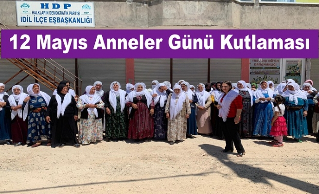 12 Mayıs Anneler günü kutlaması