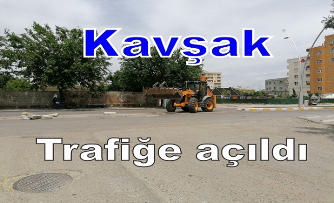 Kavşak Trafiğe açıldı