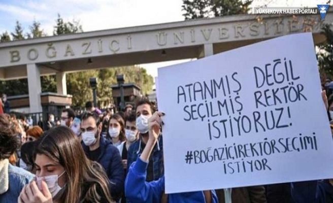 Boğaziçi'nde rektör protestosu sürüyor