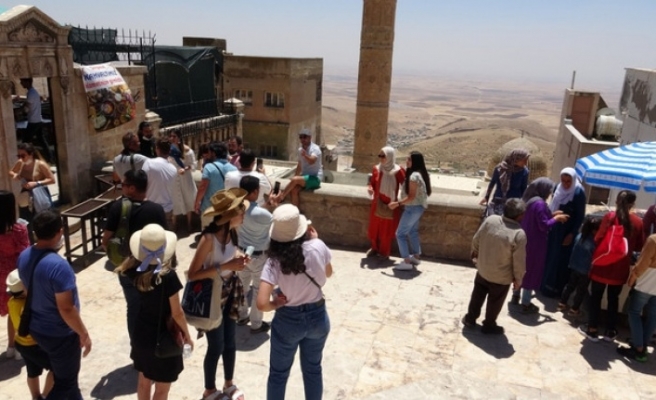 Şaka değil gerçek! Rusya'da bir turizm acentesi müşterilerini Madrid diye Mardin'e yolladı