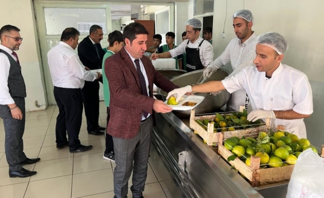 İlçe Milli Eğitim Müdürlüğü 3024 öğrenciye ücretsiz yemek dağıttı