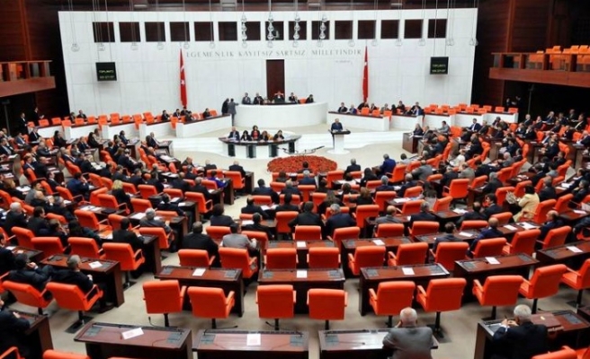 EYT düzenlemesi Meclis’te kabul edilerek yasalaştı