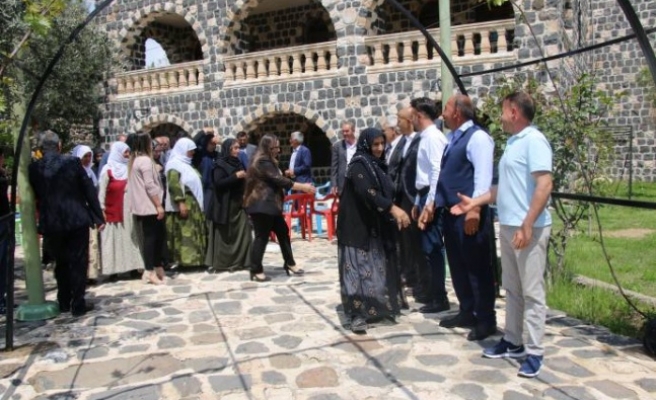 Süryaniler Paskalya Bayramını sevinçle kutladı