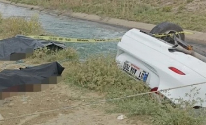 Araç sulama kanalına düştü 3 kişi hayatını kaybetti
