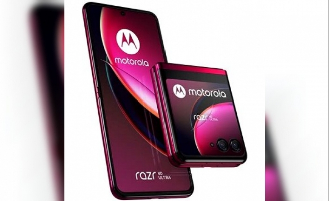 Motorola'nın katlanabilir telefonun satışına ilgi büyük