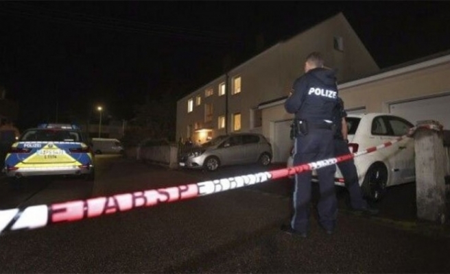 Almanya'da silahlı saldırı 3 kişi öldü
