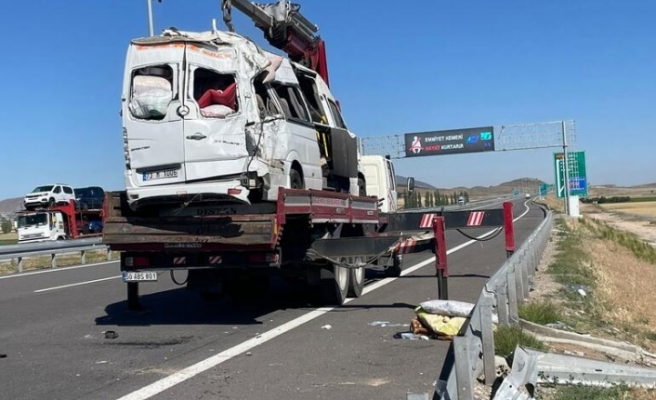 Fındık işçileri yine kaza geçirdi: 4 ağır 24 kişi yaralandı