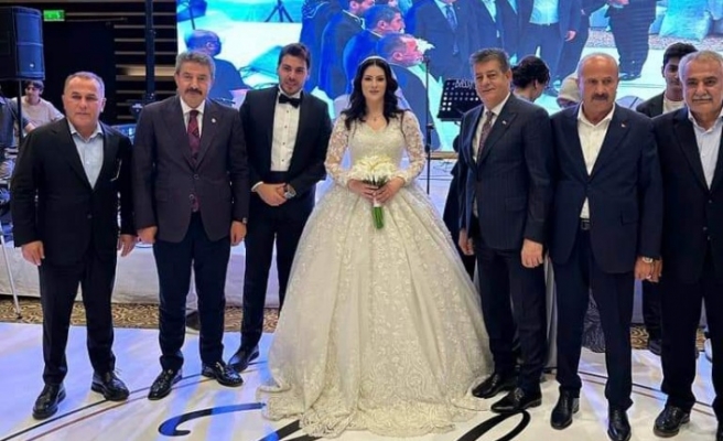 Şırnak'lılar Konya'da Ağarlı'nın düğününe katıldı