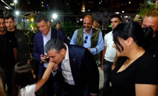Vali Atay Şırnak esnafını ziyaret etti