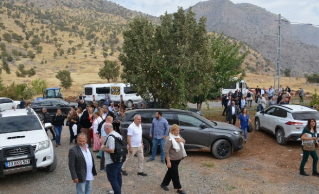 Asuriler terk etikleri köyleri ziyaret ettiler