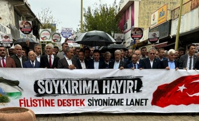 İsrail İdil'de protesto edildi