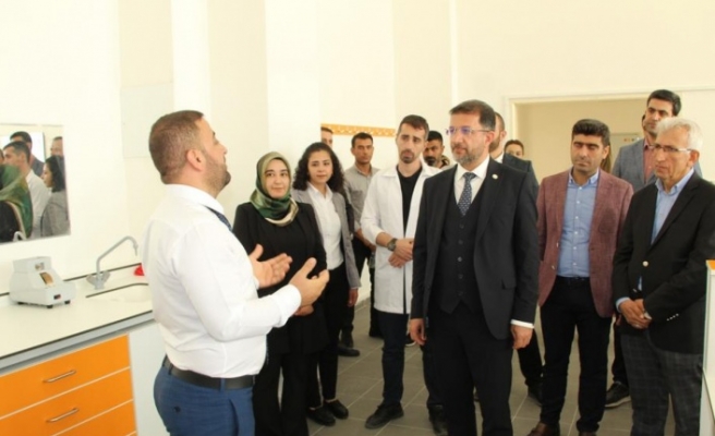 Şırnak üniversitesinde optisiyenlik labratuarı açıldı