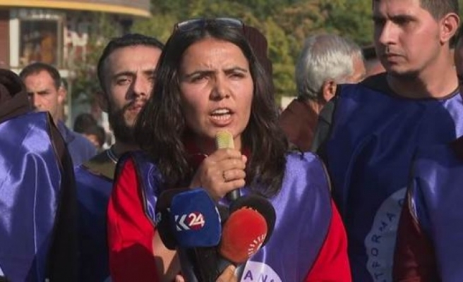 Gençler Kürtçenin dışında başka bir dili konuşmayacaklarına yemin ettiler