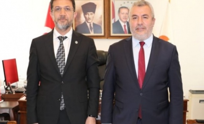 Rektör Alkış'tan ÖSYM Başkanına ziyaret