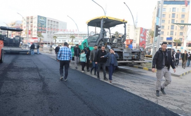 Cizre İdil çıkışına asfalt çalışması