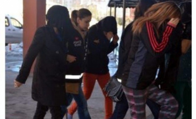 Şırnak'ta Fuhuş operasyonu 9 kişi gözaltında