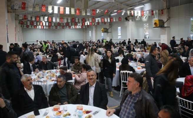 Farklı İnanç gurupları kardeşlik iftarında buluştu