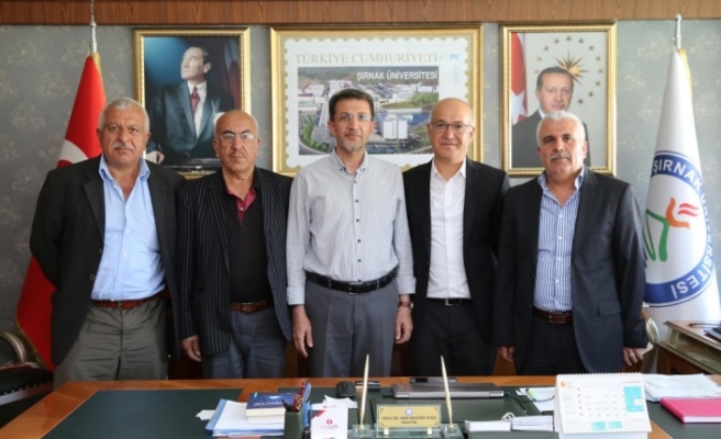 İdil'li Ezidiler'den Rektör Alkış'a ziyaret