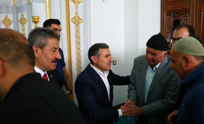 Şırnak Valisi Cevdet Atay, Milletvekili Aslan Tatar Şırnak'lılarla bayramlaştı