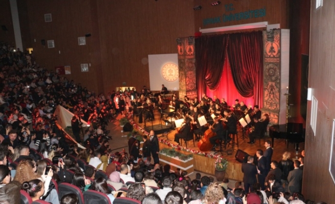 Şırnak'ta Anadolu Opera ve Bale festivaline yoğun ilgi
