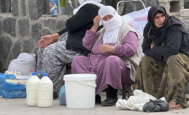 Köylü pazarına yoğun ilgi