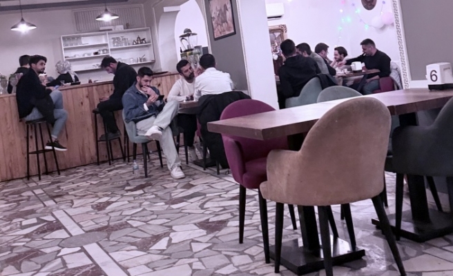 Tatlı ötesinde akşam muhabbetleri bir başka güzel oluyor