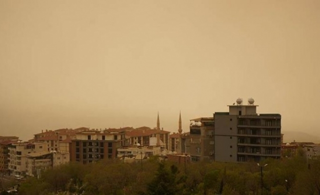 Şırnak toz taşınımı etkili oldu
