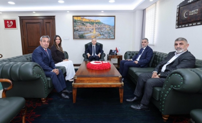Vali Akkoyun’dan ziyaretçilere samimi karşılama