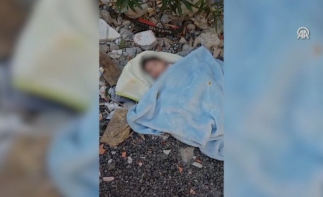 Boş arazide 3 aylık bebek bulundu