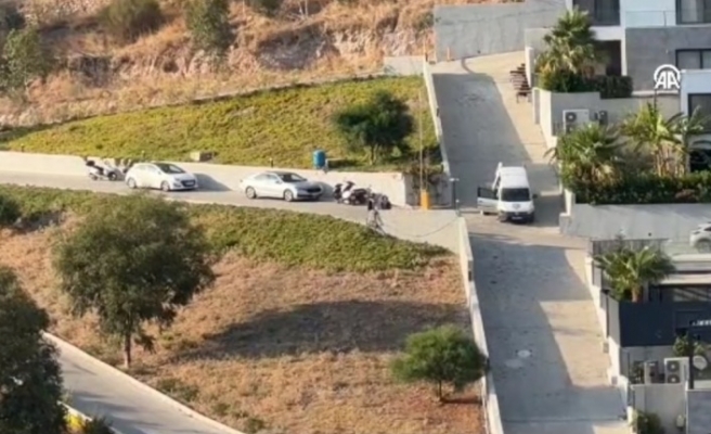 Evde başlarında vurulmuş halde bulundular