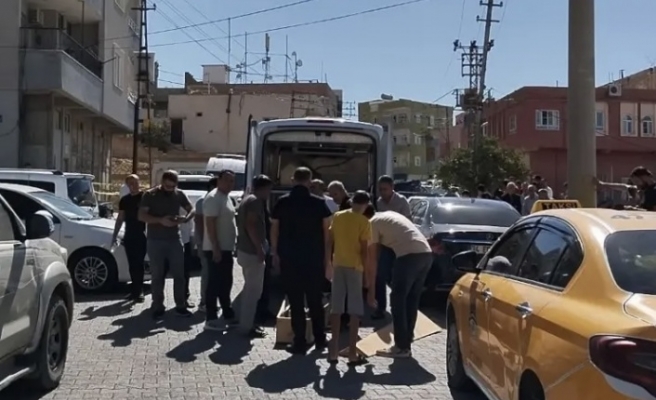Silahlar çekildi 1 ölü 6 kişi yaralandı