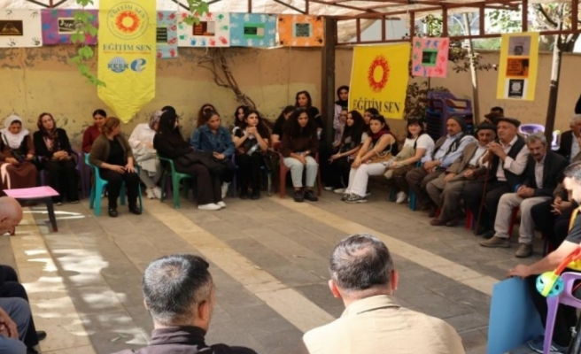 Çocuk istismarına karşı adelet nöbeti devam ediyor