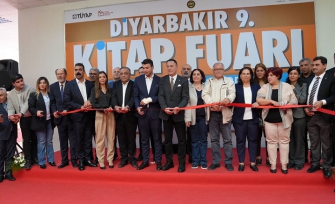 Diyarbakır’da kitap fuarı açıldı