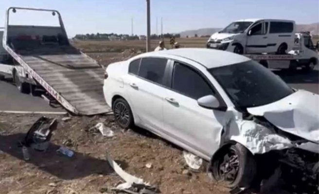Trafik kazası 4 kişi yaralandı