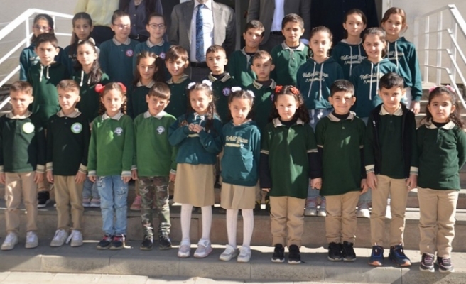 21 ikiz aynı okulda eğitim görüyor