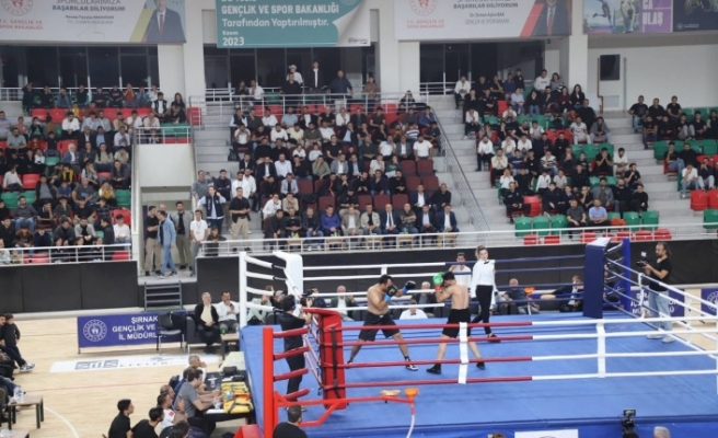 Şırnak’lı Çelik profesyonel ringe damgasını vurdu