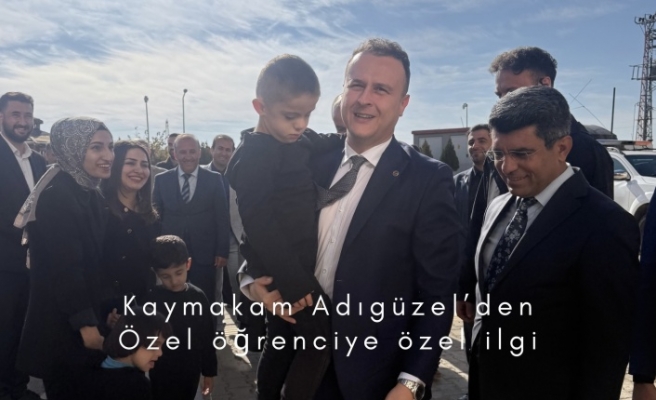 Kaymakam Adıgüzel, Özel Öğrenciyi Kucaklayarak Etkinliğe Katıldı