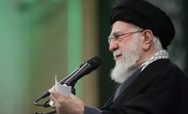 ABD İsrail Saldırısında İran lideri Ayatullah Ali Hamaneyi hayatını kaybetti