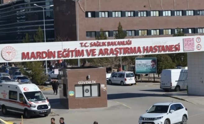 Kadın araç kazasında hayatını kaybetti