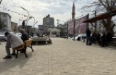 Cumhuriyet Kaldırımında güne başlanır