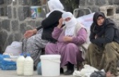 Köylü pazarına yoğun ilgi